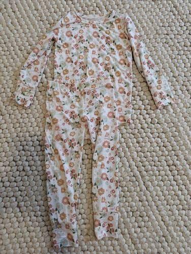 Customer photo review of Four Sisters - Long Sleeve Set