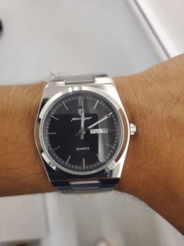 Customer photo review of ELEGANCE® 930 Luxury Watch For Man Waterproof Luminous Date Week Stainless Steel Men Watch Casual Quartz Men's Watches Male Clock