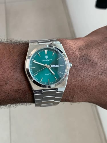 Customer photo review of ELEGANCE® 930 Luxury Watch For Man Waterproof Luminous Date Week Stainless Steel Men Watch Casual Quartz Men's Watches Male Clock