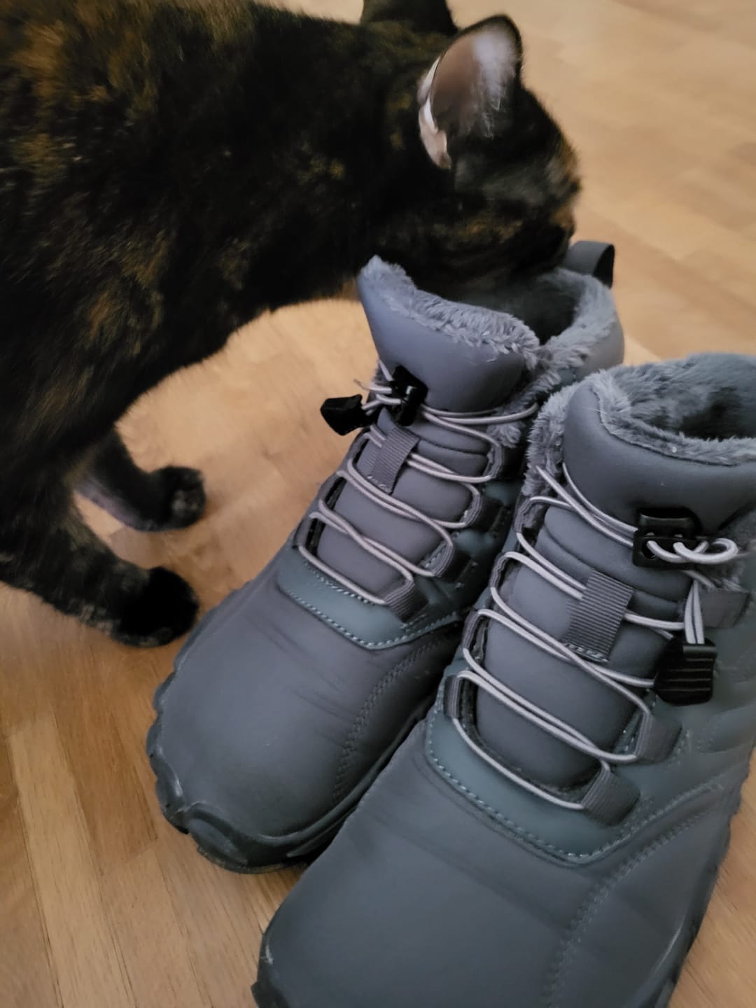Customer photo review of Winter Pro - Waterproof Barefoot Shoes