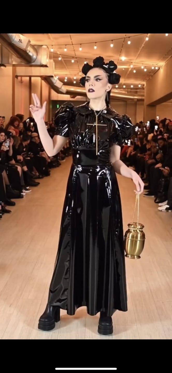 Customer photo review of Black Glossy Stretch Patent Leather/Latex