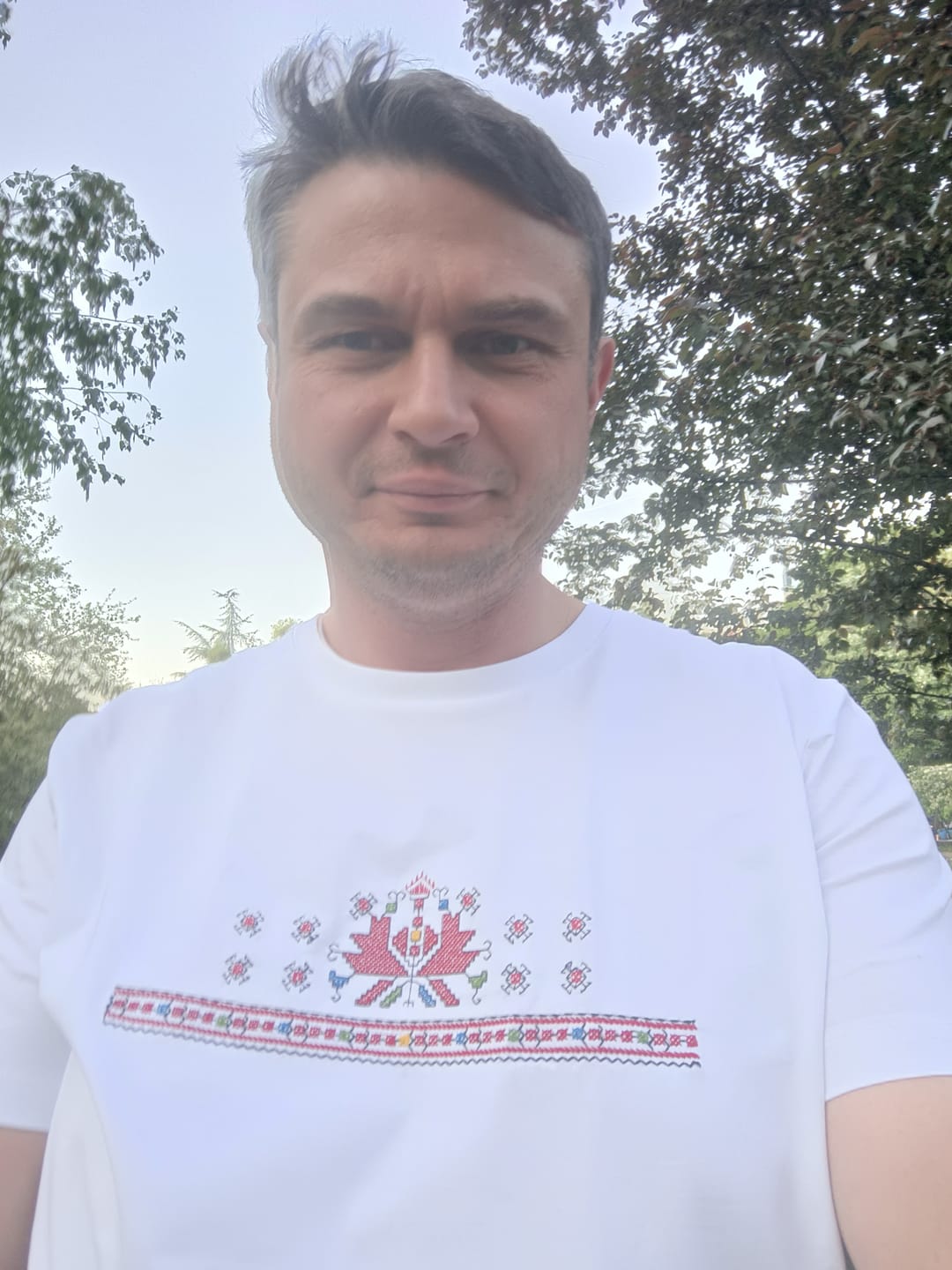 Customer photo review of Тениска с яка "Пазител"