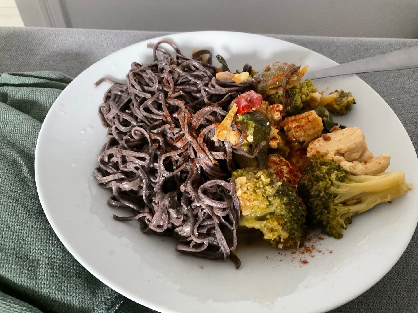 Customer photo review of Chilli Tofu Stir Fry with black bean noodle