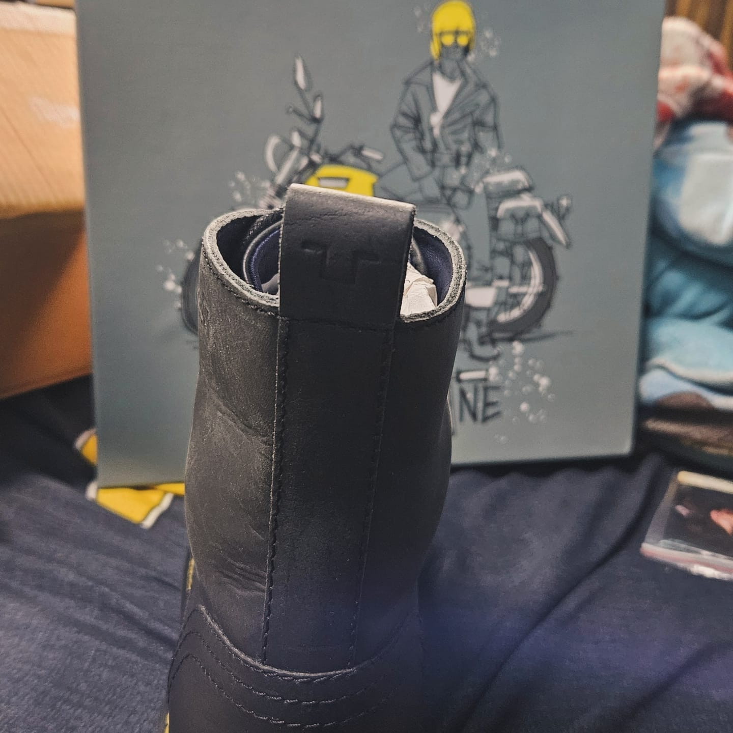 Customer photo review of boots derby dark shadow