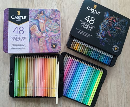 Customer photo review of 48 Teiliges Pasteltint Buntstift Set In Display Dose