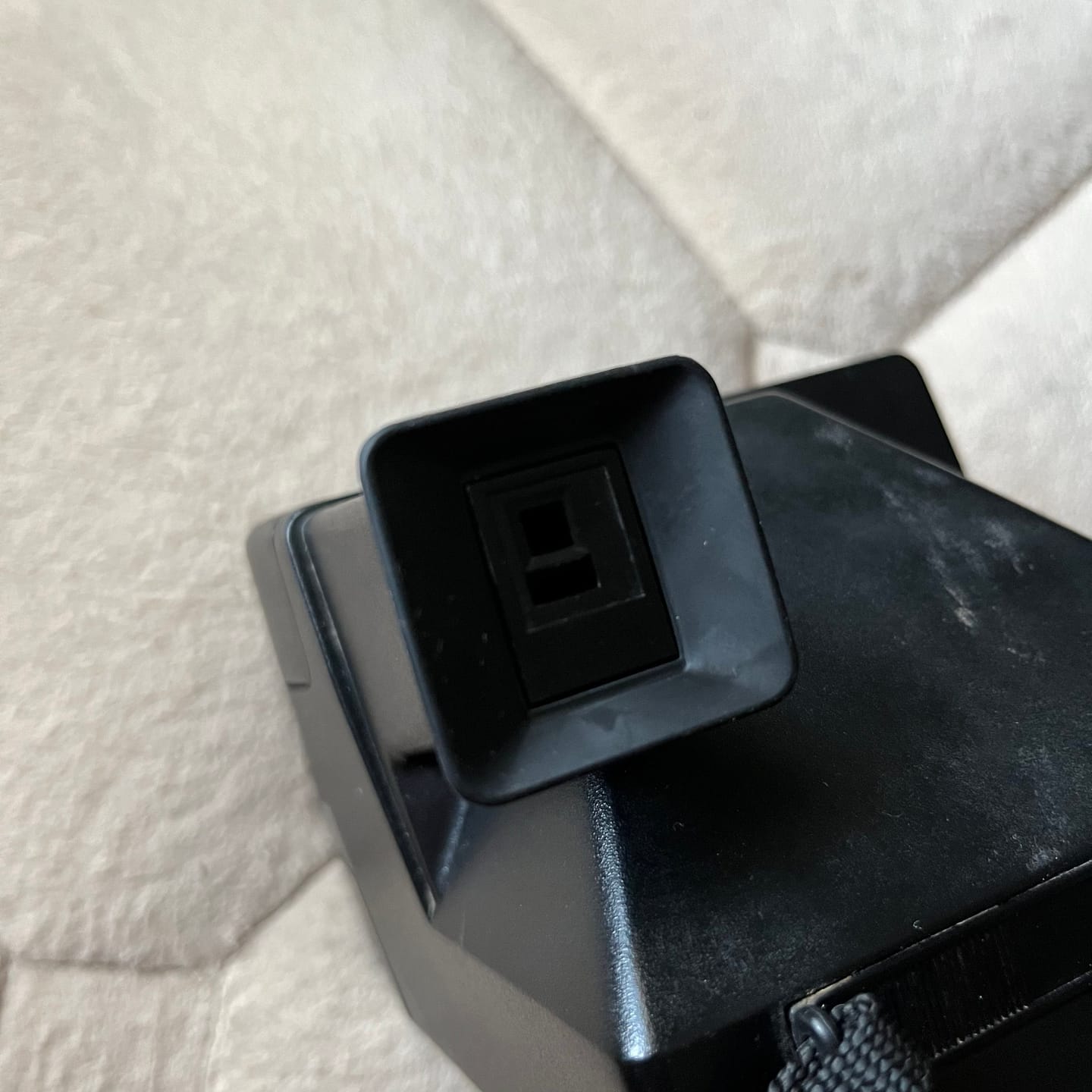 Customer photo review of Replacement Polaroid 600 Viewfinder Eye Cup