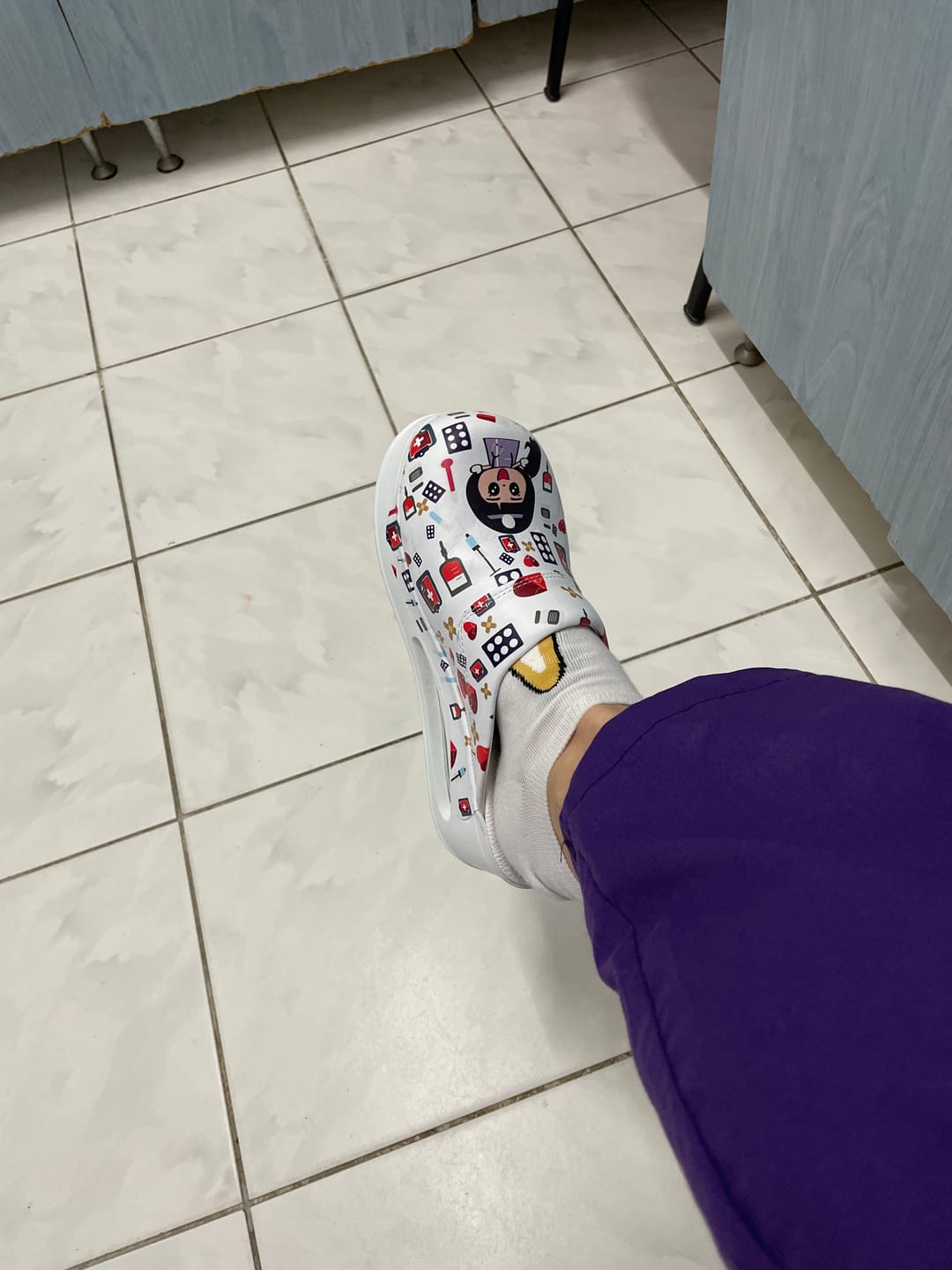 Customer photo review of Saboti Medicali Ortopedici, Albi cu Imprimeu, Femei - Model Airmax Asistenta