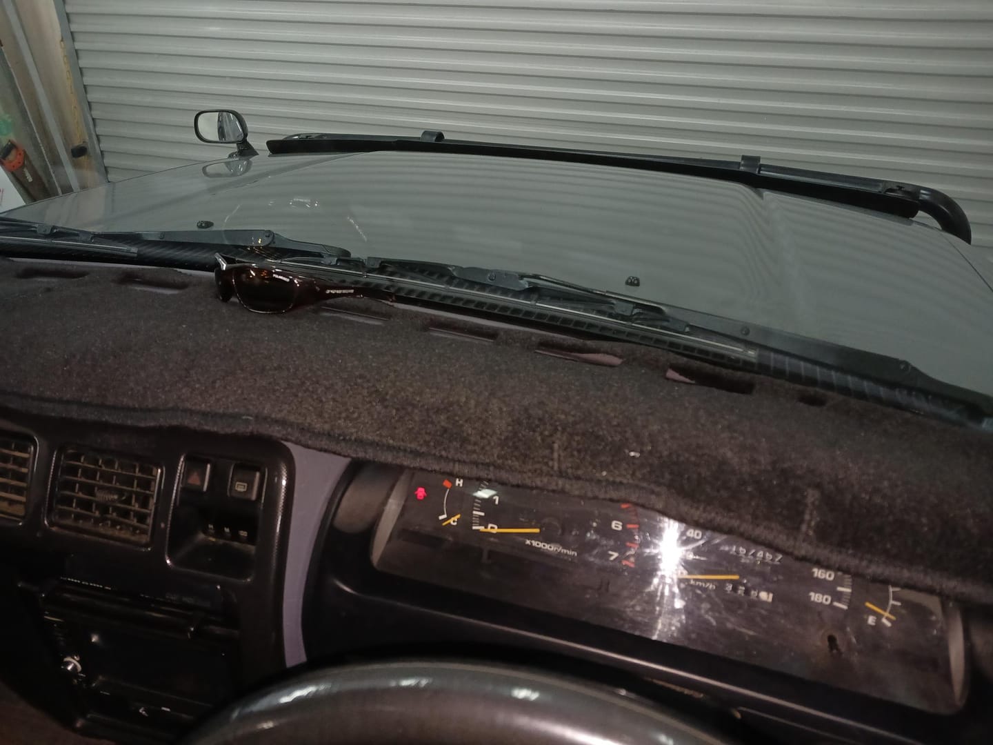 Customer photo review of Hilux Surf Carpet Dash Mat l 3rd Gen 96 - 02