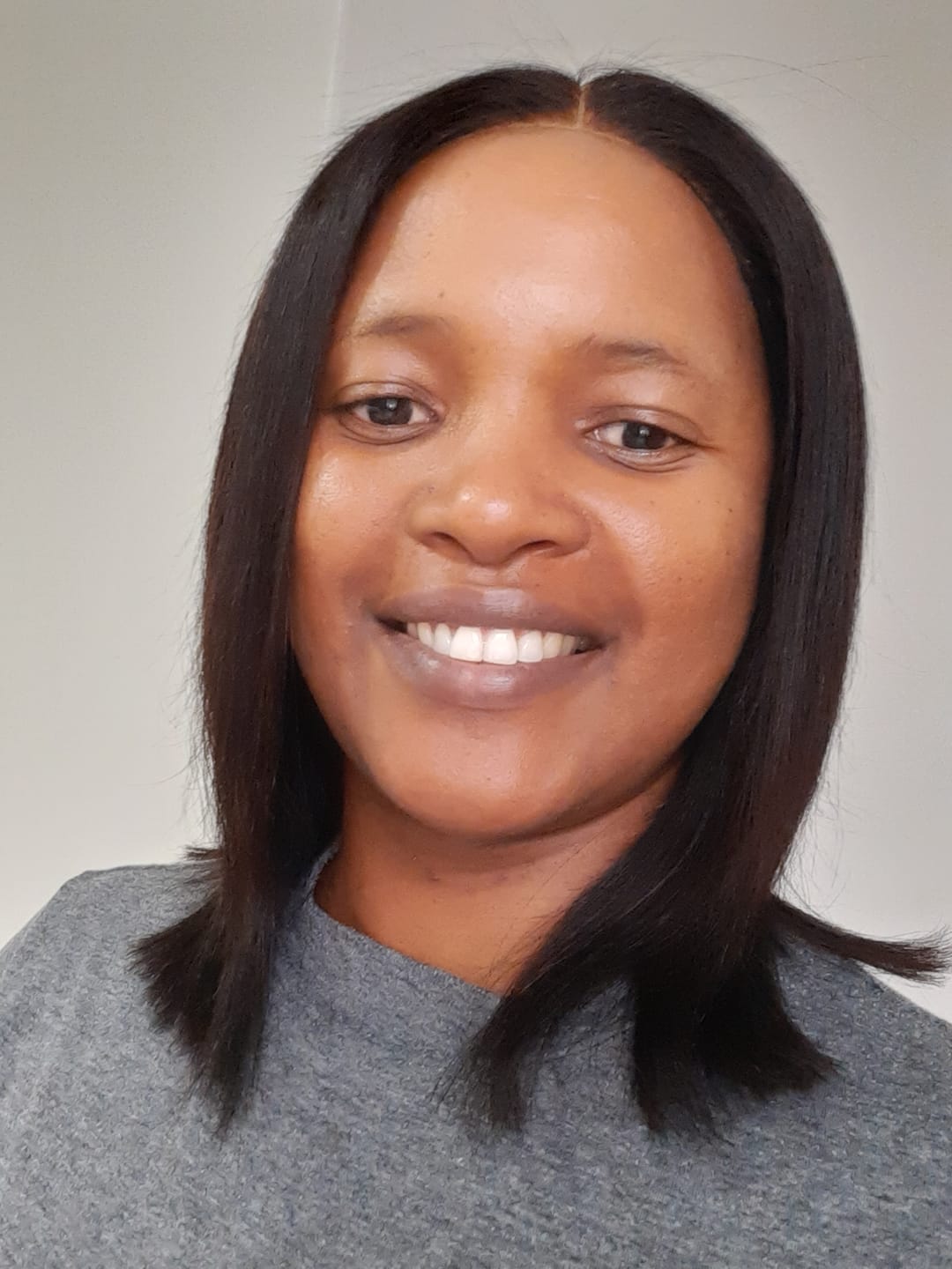 Customer photo review of Brazilian 4x4 Lace Wig - Straight