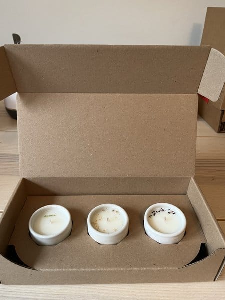 Customer photo review of 4 oz Straight Sided Glass Jar 3-Pack Shipping Box™