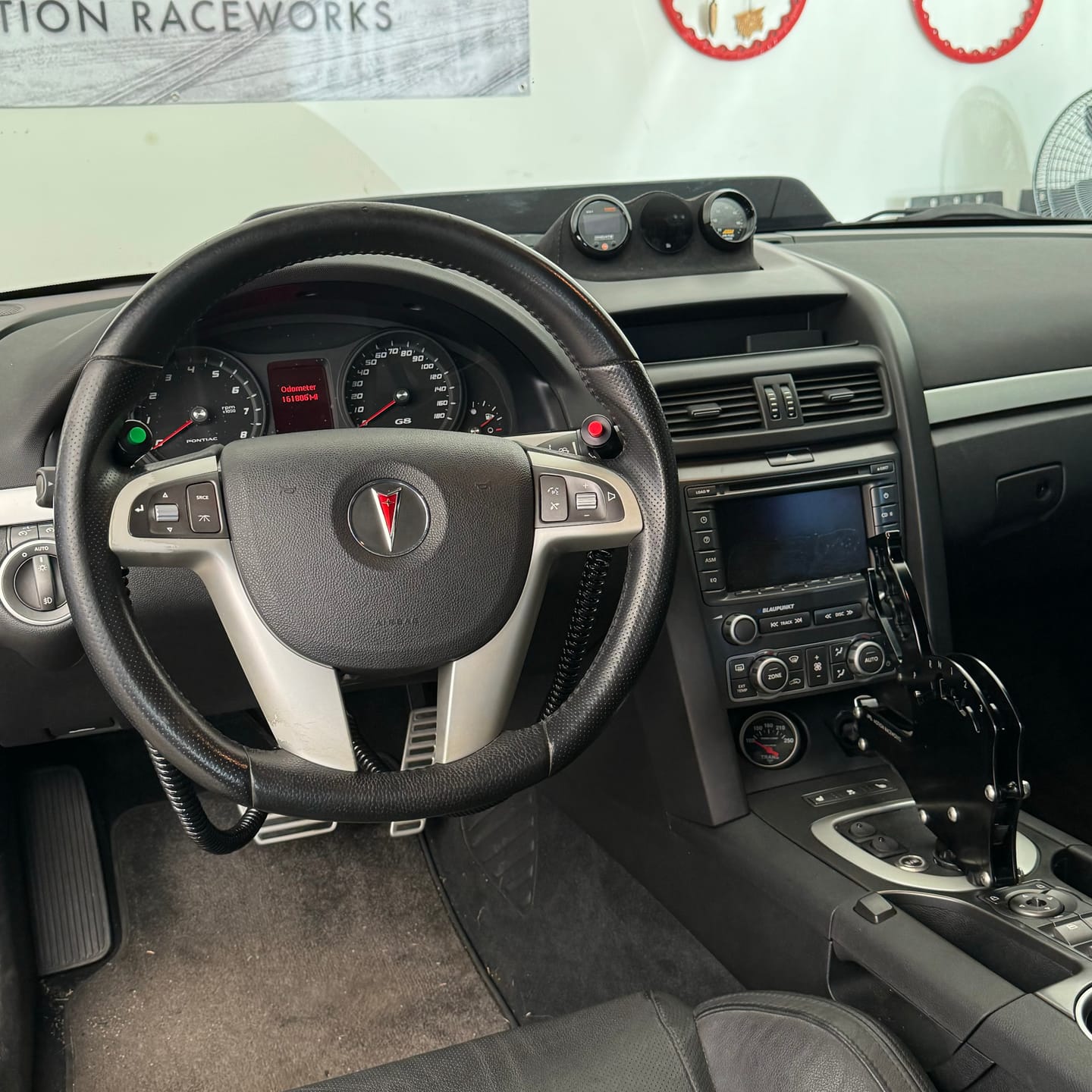 Customer photo review of TH400 3 Speed Reverse Pattern Operator Series Billet Shifter Front Exit