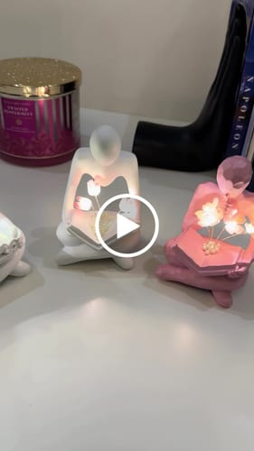 Customer video review of Illuminated Rose Reader