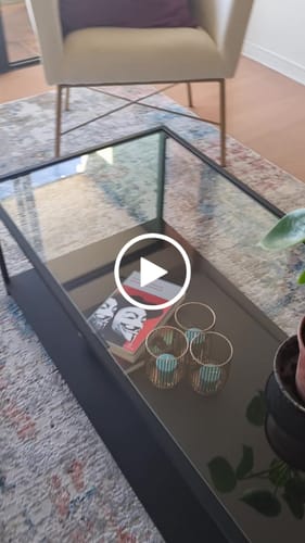 Customer video review of Mesa de centro Rectangular 100 NEGRA dos niveles METAL GLASS
