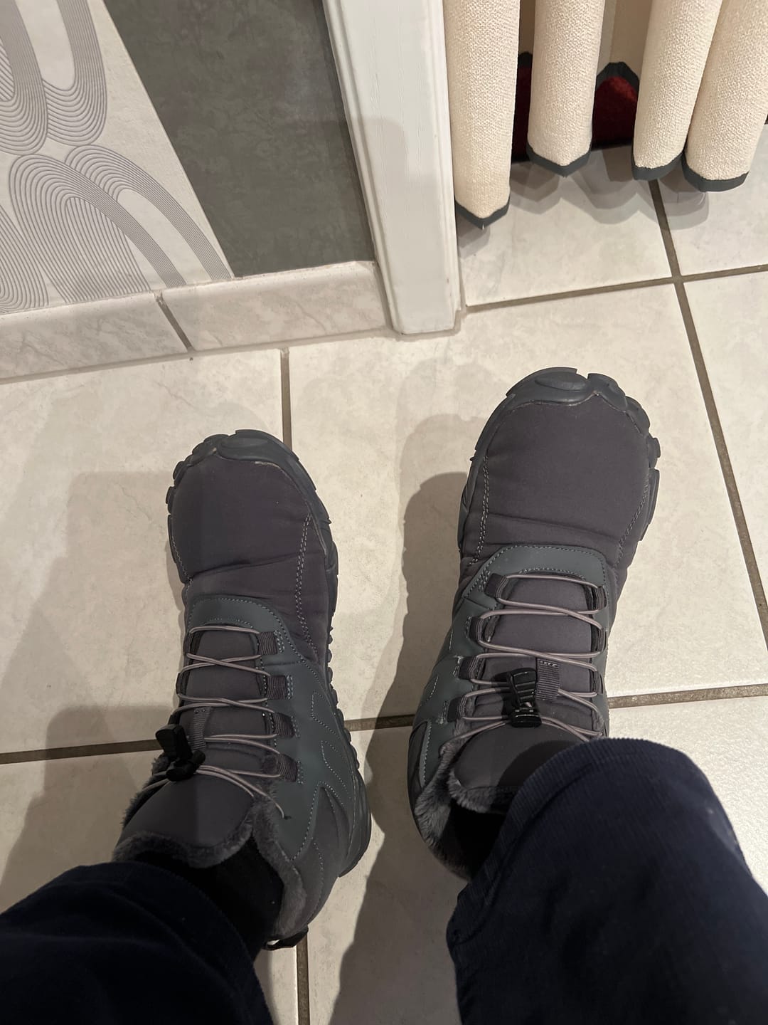 Customer photo review of Winter Pro - Waterproof Barefoot Shoes