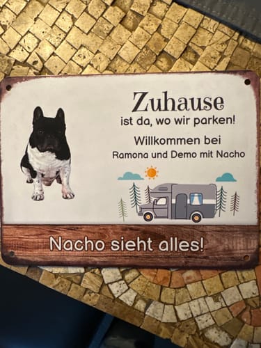 Customer photo review of Hunde Camping-Schild personalisiert mit Foto & Text (UV- und wetterfest)