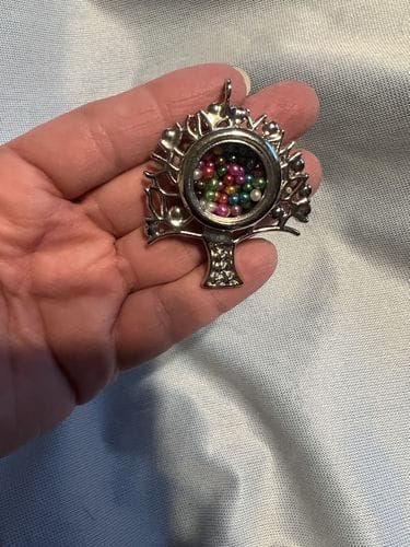Customer photo review of Baby Pearls 3-5mm+- in Freshwater Oyster