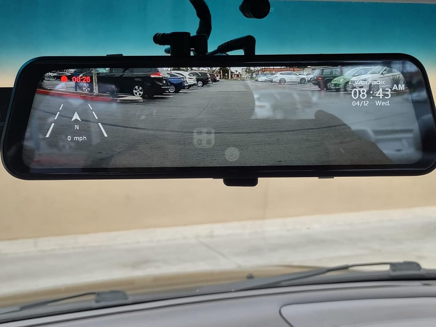 Customer photo review of WOLFBOX G930  Rear View Mirror Camera