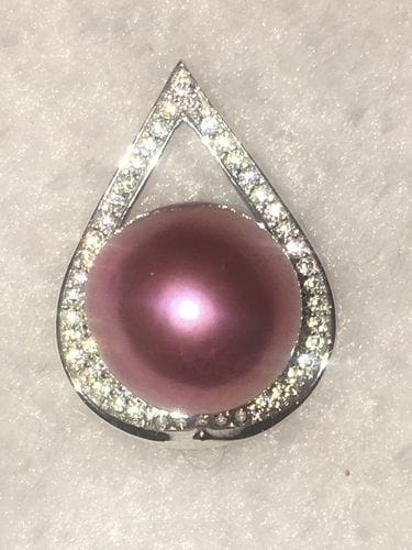 Customer photo review of Akoya Oyster - Edison Pearl 8+mm