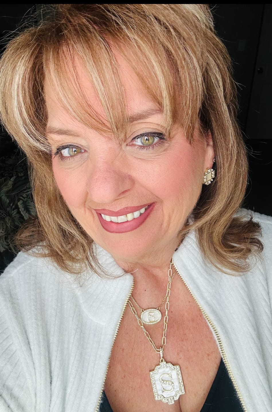 Customer photo review of HEIDI DAUS® "Personal Touch" Chain MOP Faux Crystal Initial Necklace