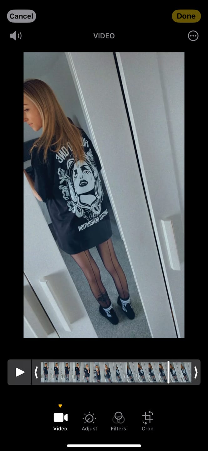 Customer photo review of Medusa Oversized T-shirt