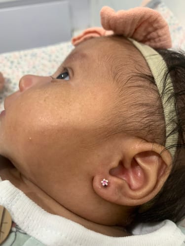 Customer photo review of Newborn Blossom AB White Rose - SS (Piercing)