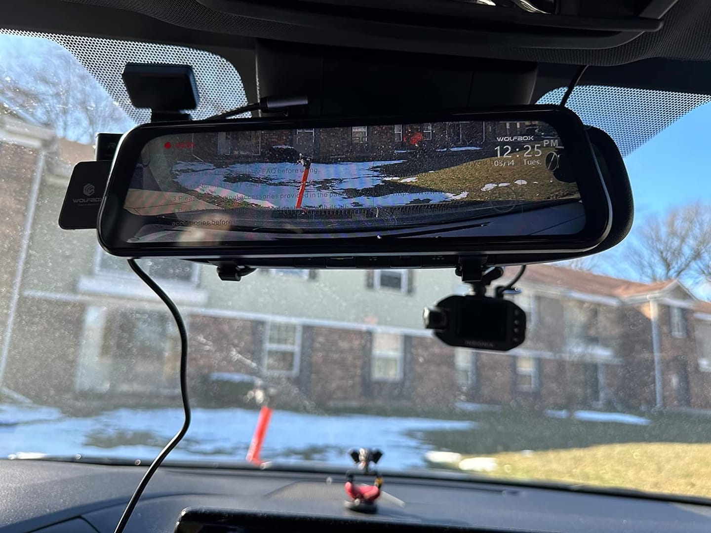 Customer photo review of WOLFBOX G930  Rear View Mirror Camera