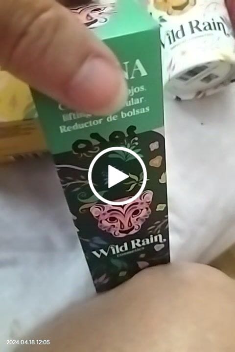 Customer video review of Contorno de ojos Hanna