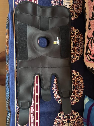 Customer photo review of Functional Knee Support | Provides moderate support & stability to the Knee | Color - Black (Single Piece)