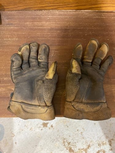 Customer photo review of Glove Repair