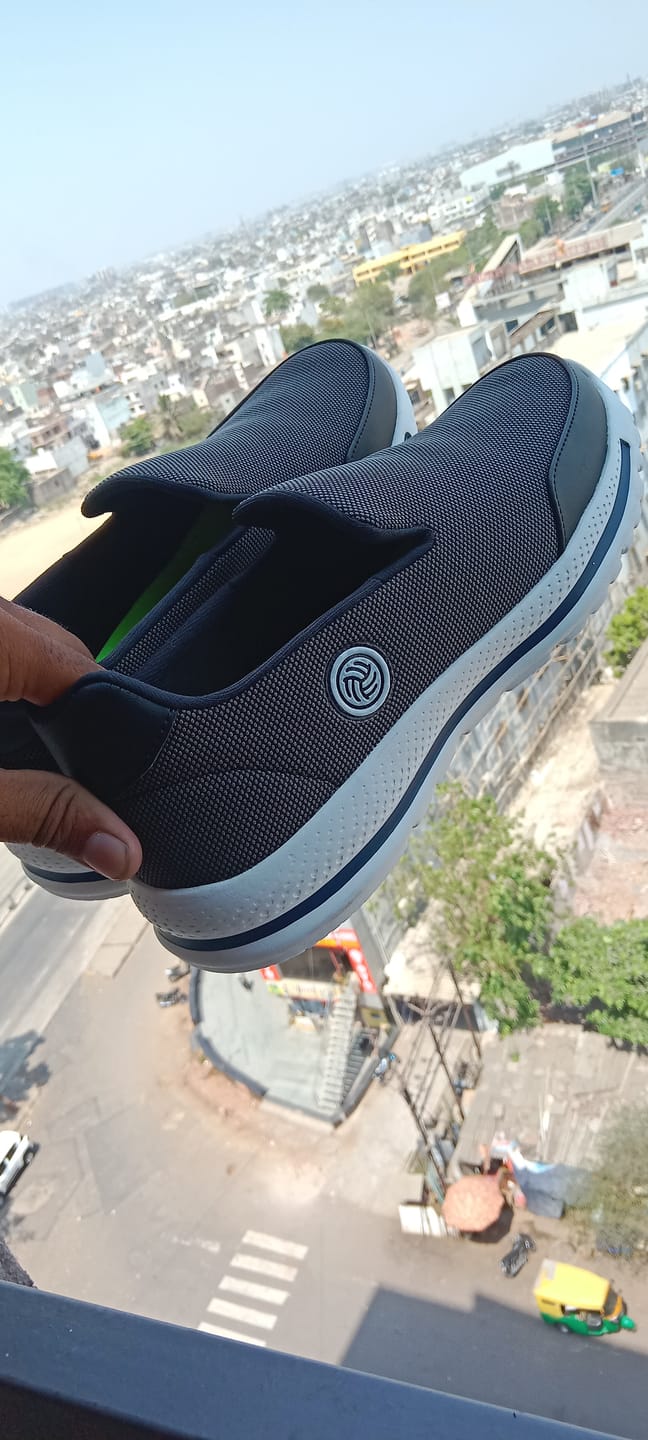 Customer photo review of Bacca Bucci Men's Comfortable Lightweight Walking Shoes