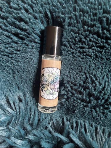 Customer photo review of Chapter 9: Paper Rose
