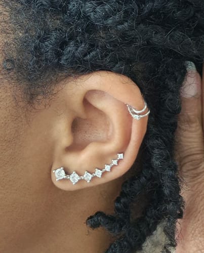 Customer photo review of Le faux piercing Paola - oreilles et nez