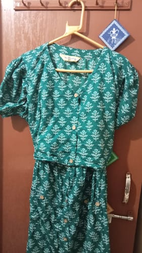 Customer photo review of Bottle Green Printed Maxi