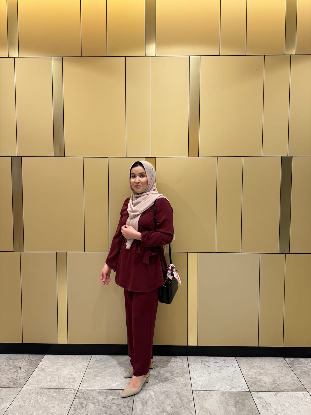 Customer photo review of Sarah Set - Maroon