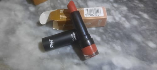 Customer photo review of Rivaj Classy Lipsticks