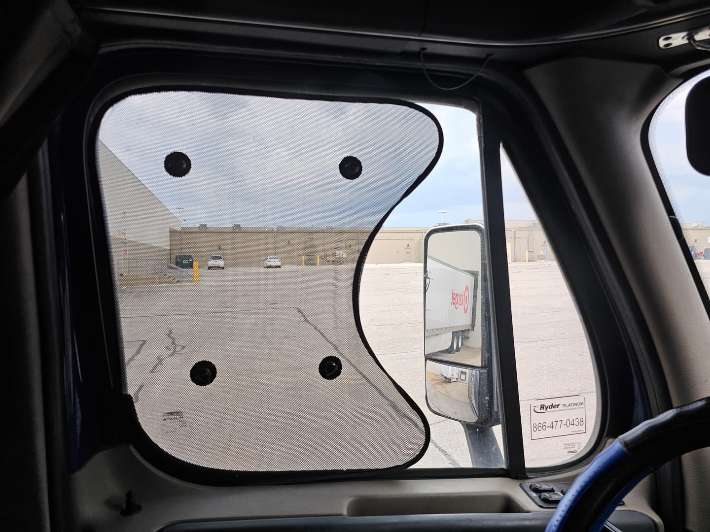 Customer photo review of SEMI-SHADE™ Freightliner Side Windows Sun Shade