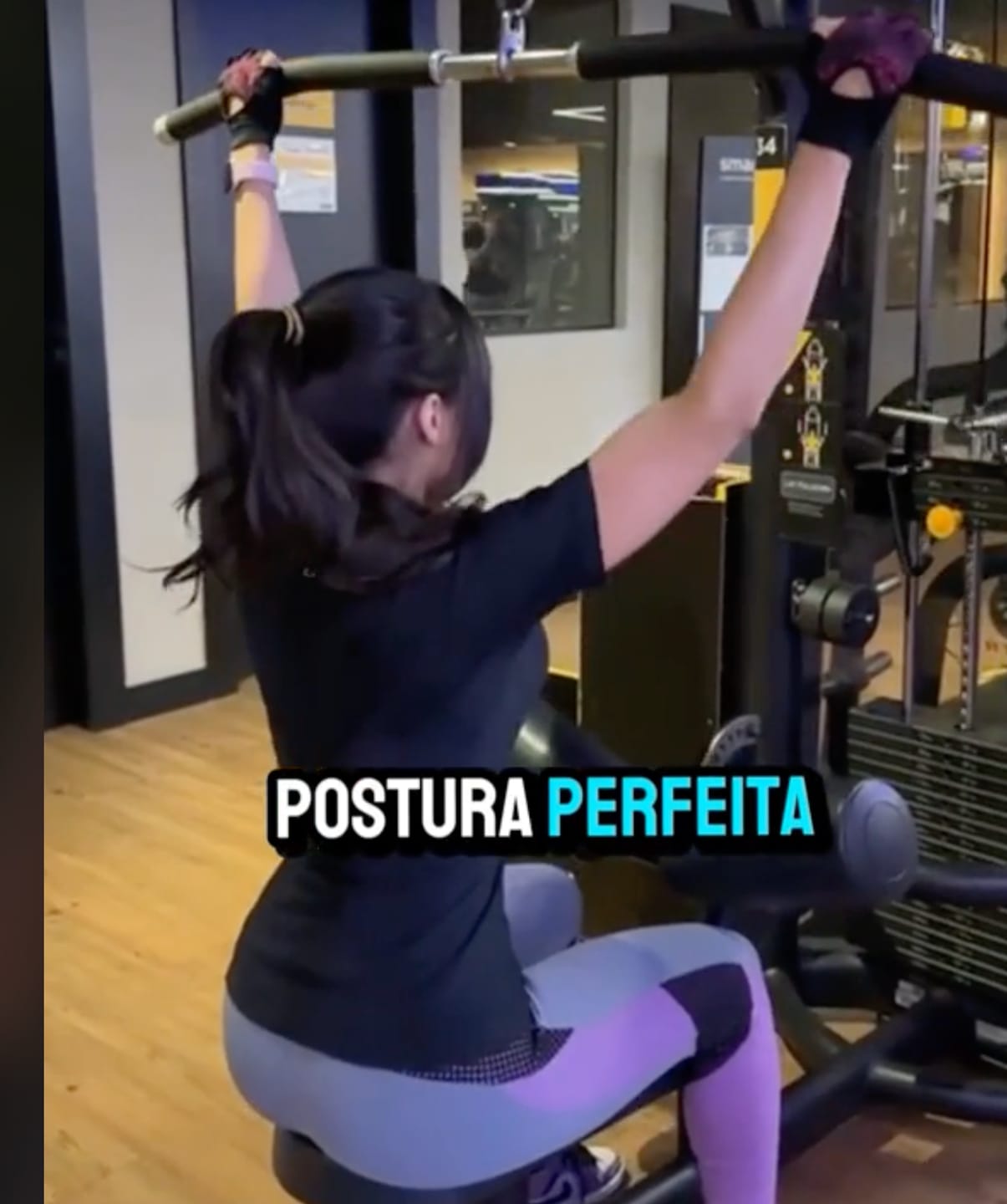 Customer photo review of Camiseta Postural Feminina - Posture Shirt® Pullover