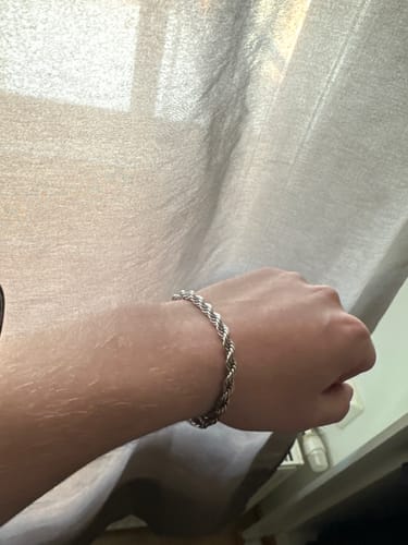 Customer photo review of CLEAN ROPE BRACELET. - 6MM WHITE GOLD