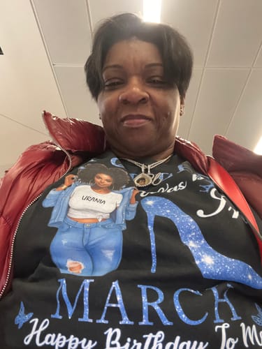 Customer photo review of A Queen Was Born In May