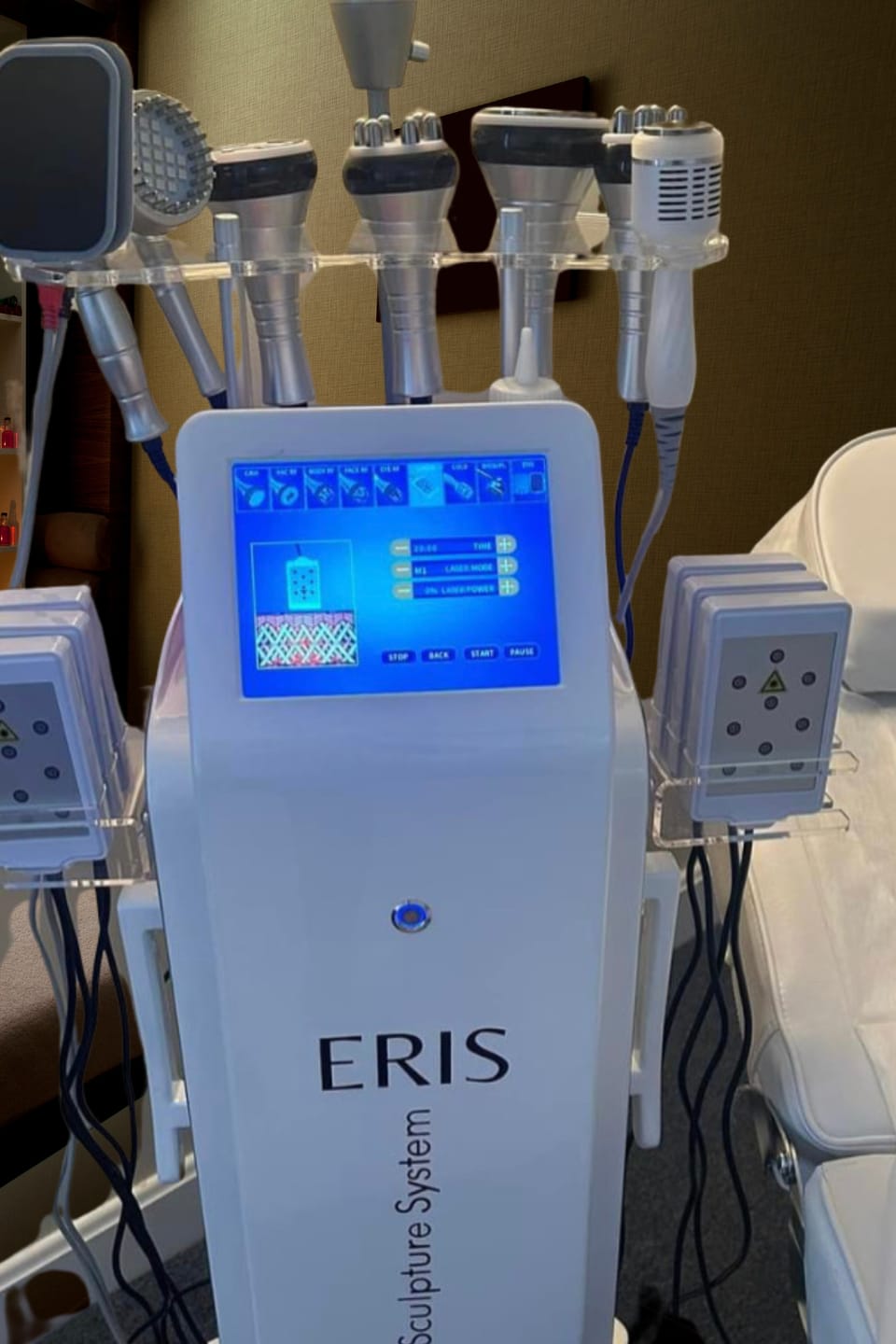 Customer photo review of Eris Lipo Cavitation Machine 9 in 1 Professional
