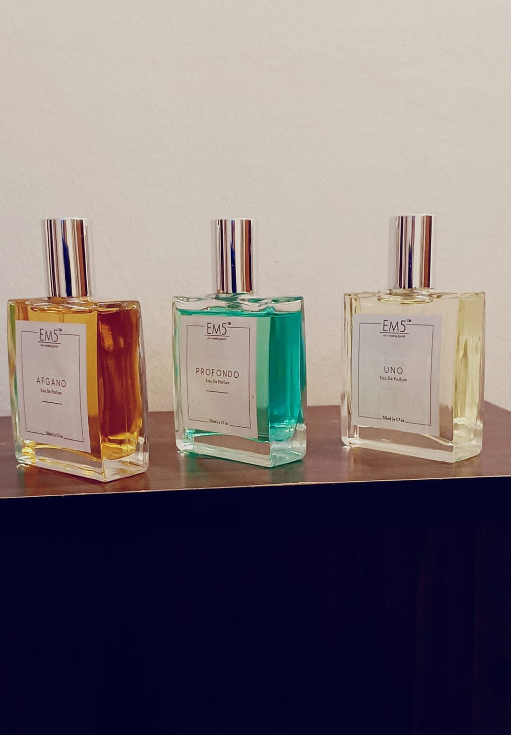 Customer photo review of EM5™ Uno Unisex Perfume | Eau De Parfum Spray for Men & Women | Citrus Fresh Woody Fragrance Accords | Luxury Gift for Him / Her | Sizes Available: 50 ml / 15 ml