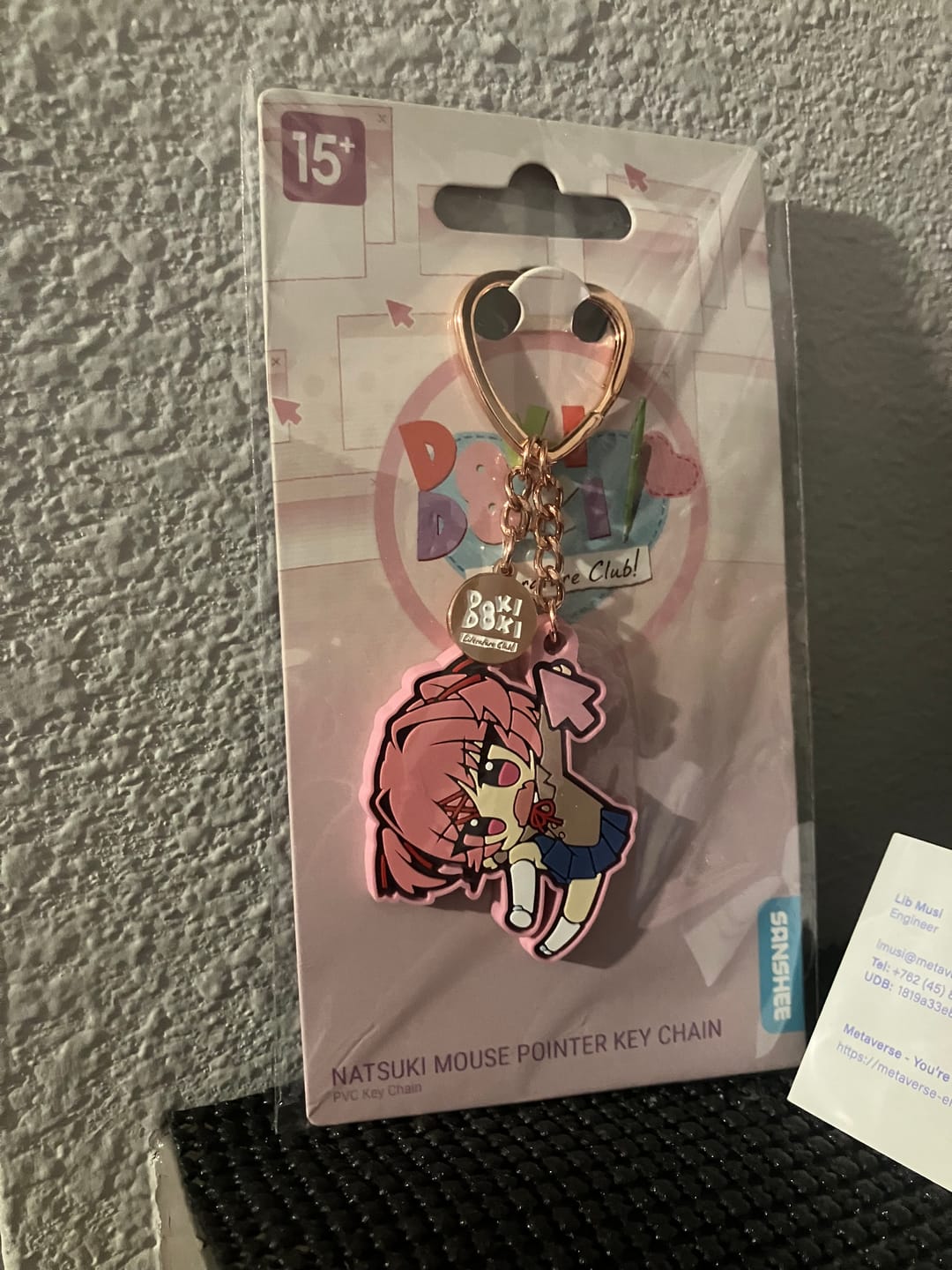 Customer photo review of Doki Doki Literature Club - Natsuki Mouse Pointer Rubber Keychain