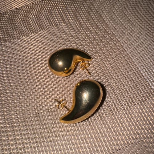 Customer photo review of Orecchini Virgola