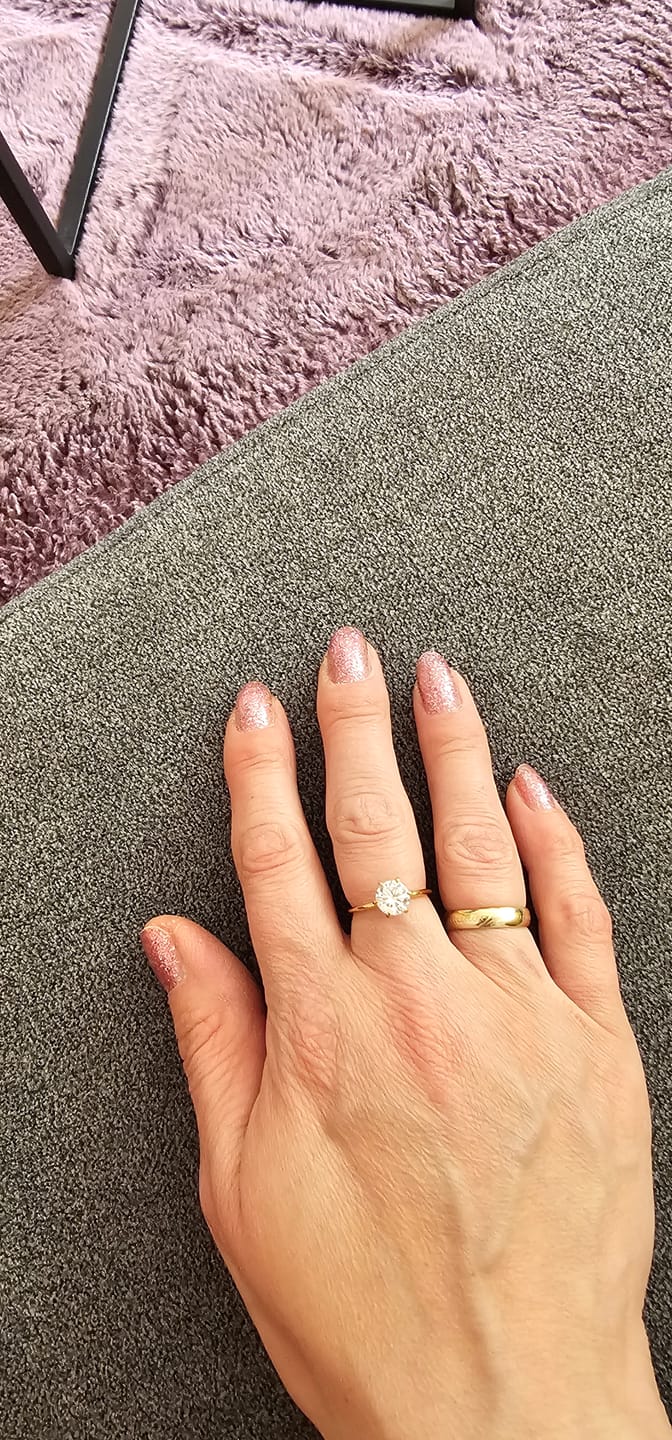 Customer photo review of Verena Ring | 18K vergoldet