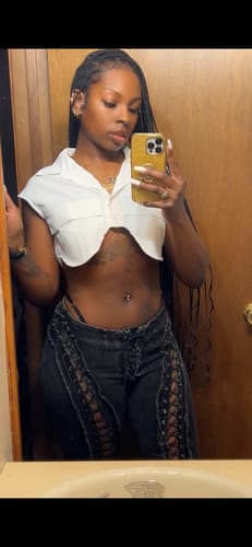 Customer photo review of LOW RISERS (BLACK DENIM)