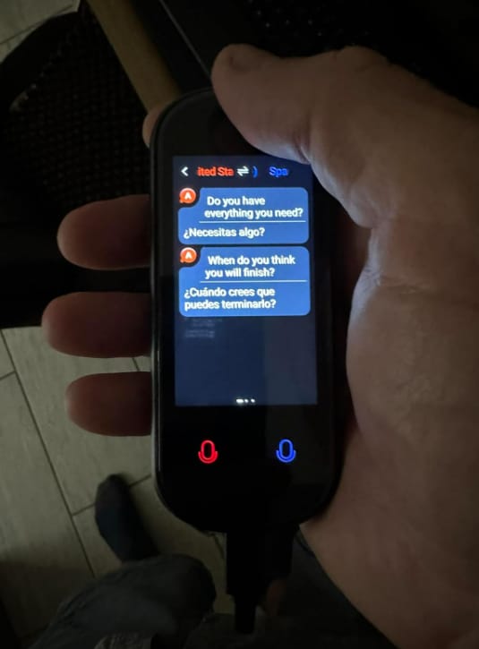 Customer photo review of Vormor Z8 Language Translator Device 138 National Languages Intelligent Translator Real-time Voice, Recording, Text Translation Device