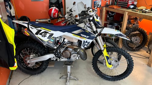 Customer photo review of Custom Seat Cover: 17-'19 FE/TE 150/250/300/350/450/501