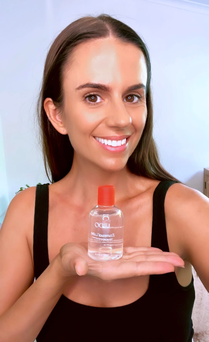 Customer photo review of Essensual Lube