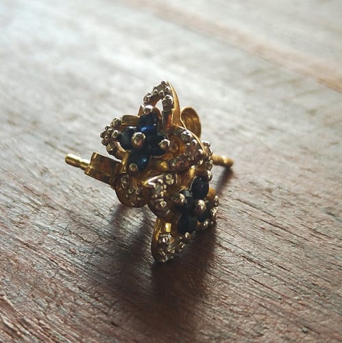 Customer photo review of Sapphire and Diamond Stud Earrings in 9ct Yellow Gold TGW 0.02ct