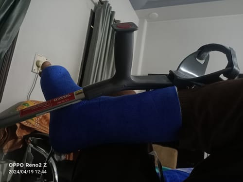 Customer photo review of Astra Plus Crutch with Height Adjustable Elbow Support & Movable Arm Cuff, Light Weight- Single Piece (Grey)